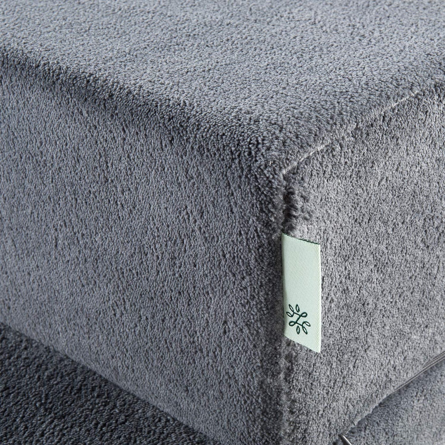 Zinus Easy Pet Stairs / Pet Ramp / Pet Ladder, Medium, Charcoal